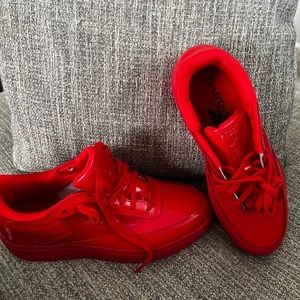 NWOT Cardi B x Reebok